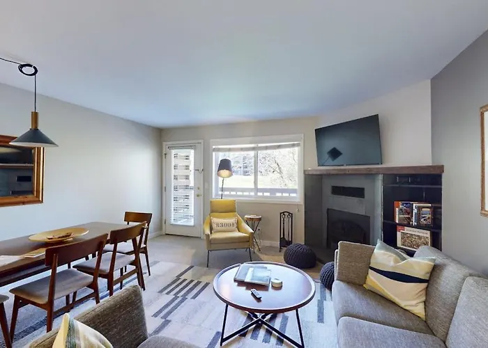 Apartment 2404 Pitchfork *