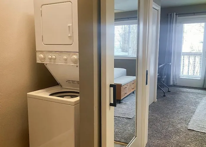 2404 Pitchfork Apartment *